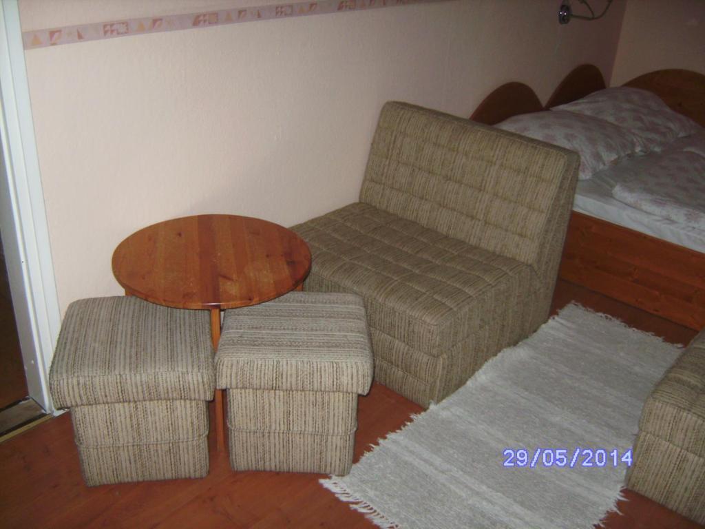 Szemesi Villa Balatonszarszo Zimmer foto