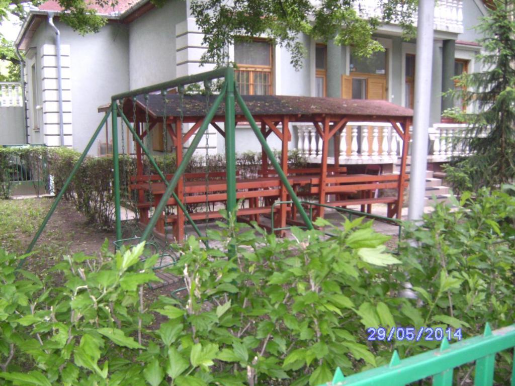 Szemesi Villa Balatonszarszo Exterior foto